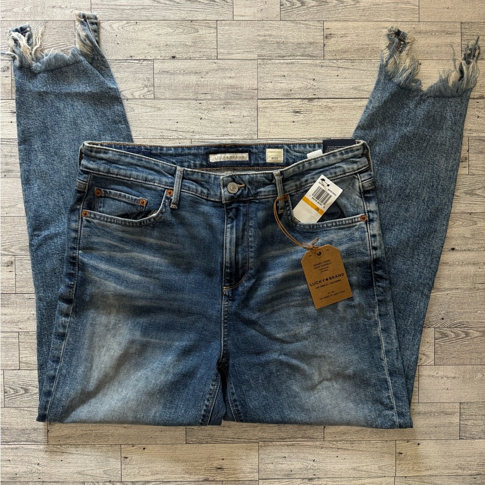NWT Lucky Brand women’s jeans, size 8/29, brand new